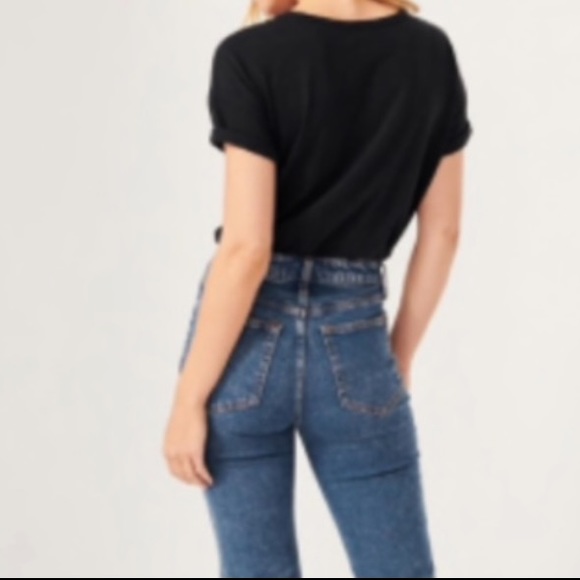 Abercrombie Ultra High Rise Straight Ankle Pant - Picture 3 of 5